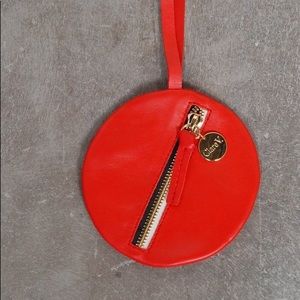 CLARE V. CIRCLE COIN FOB